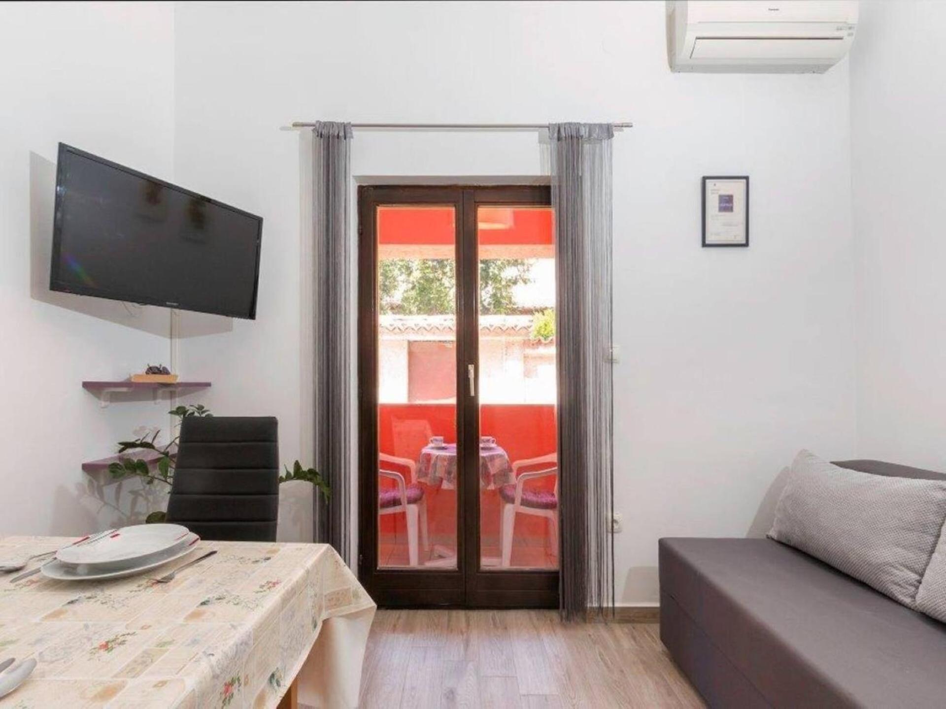 Pleasant Oriana Apartment Near The Sea-PUY מראה חיצוני תמונה
