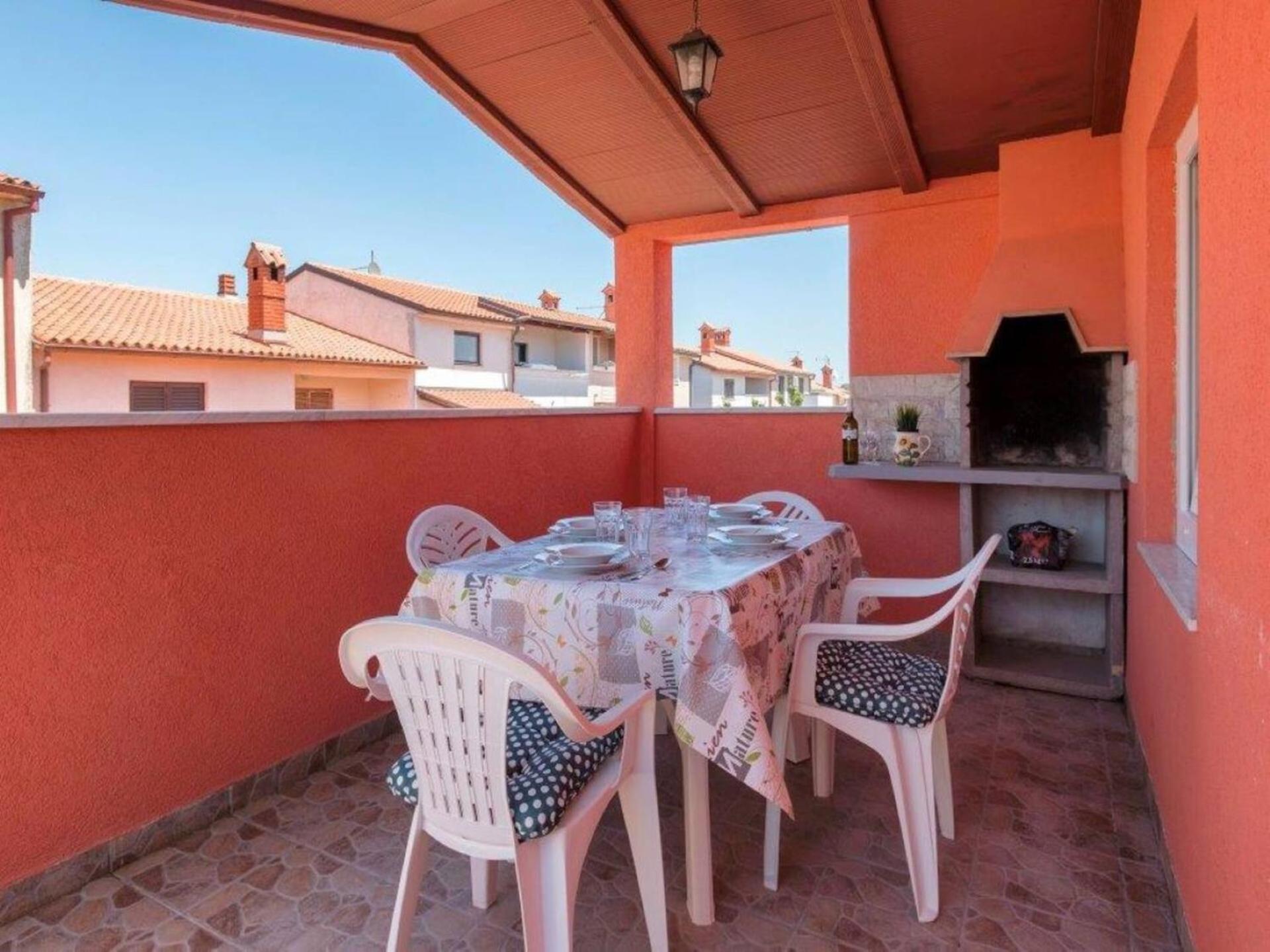Pleasant Oriana Apartment Near The Sea-PUY מראה חיצוני תמונה